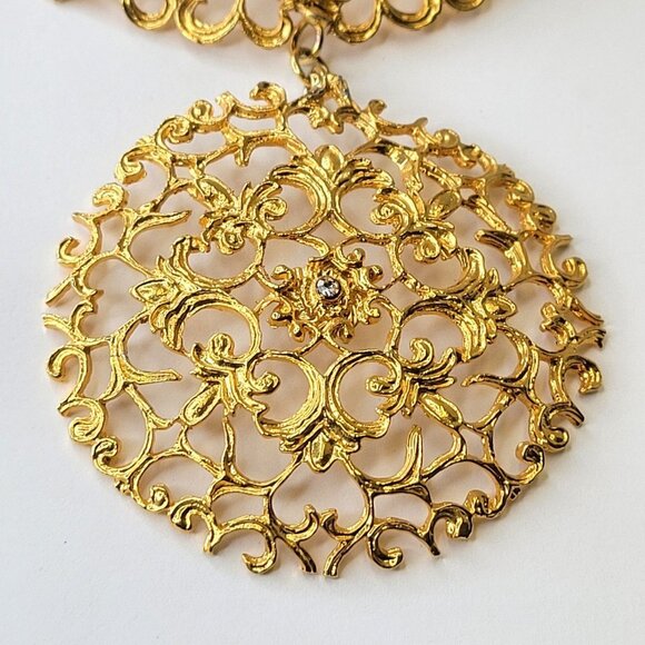 Large Filigree Gold Tone Brooch and Pendant - Picture 13 of 15